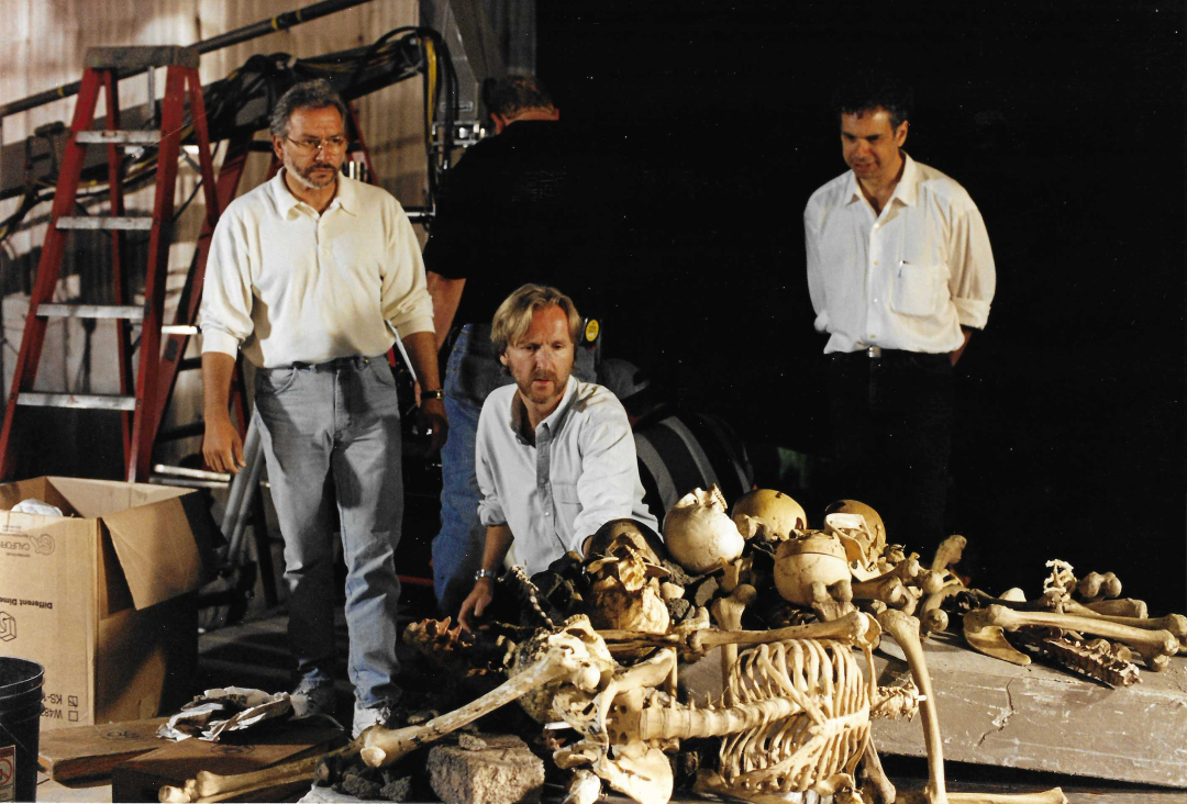 真实的谎言》30周年：90年代烧掉1亿美元，画面吊打当今特效（独家专访） - 知乎