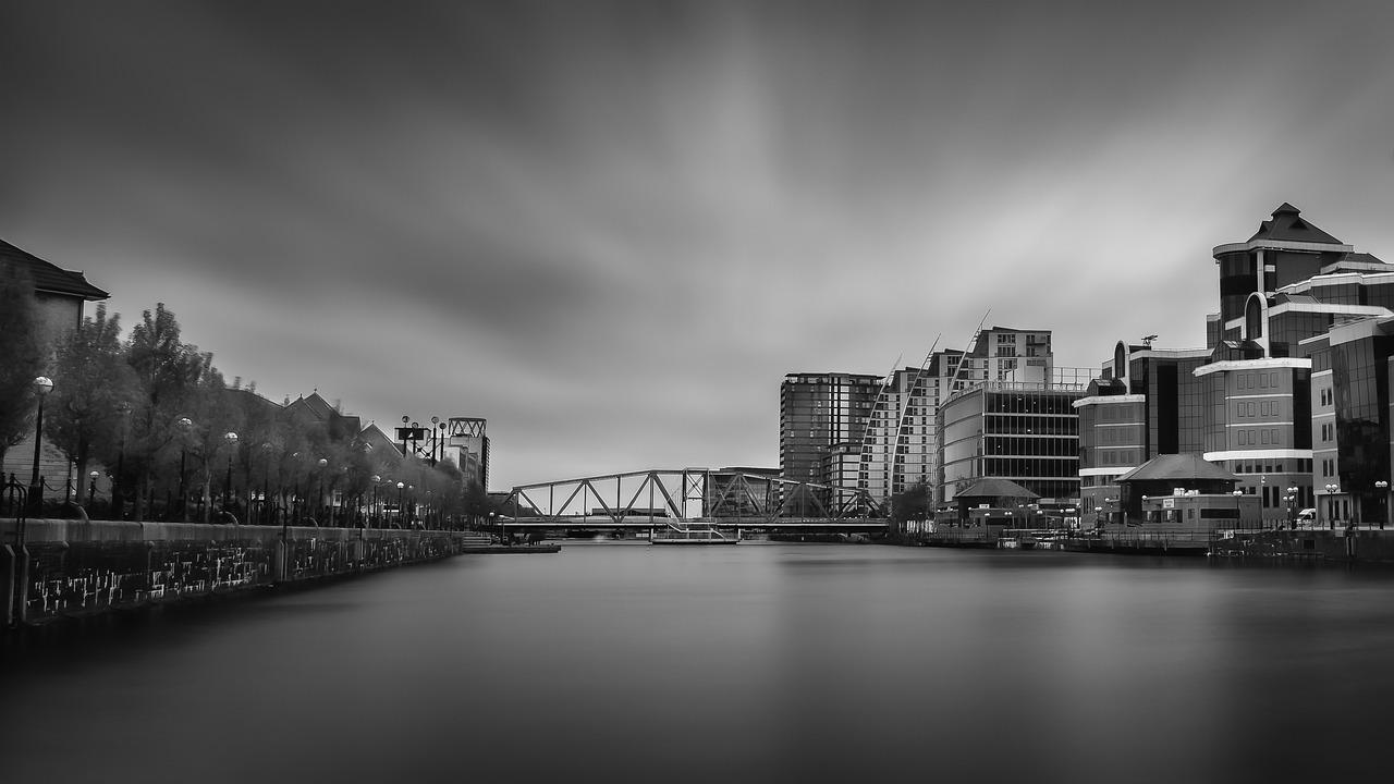 城市传媒广场卖什么