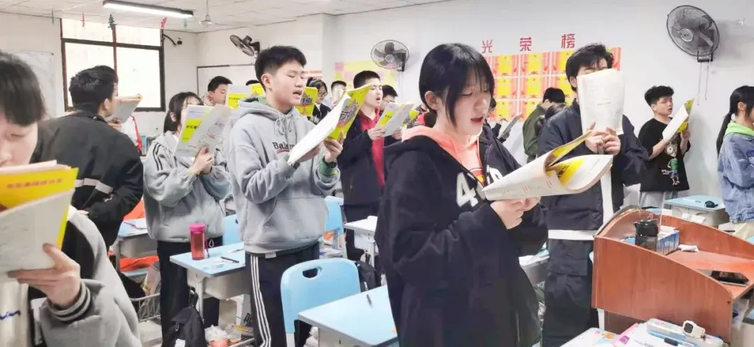 不负春光 不负晨——记录我们的校园早读 - 知乎