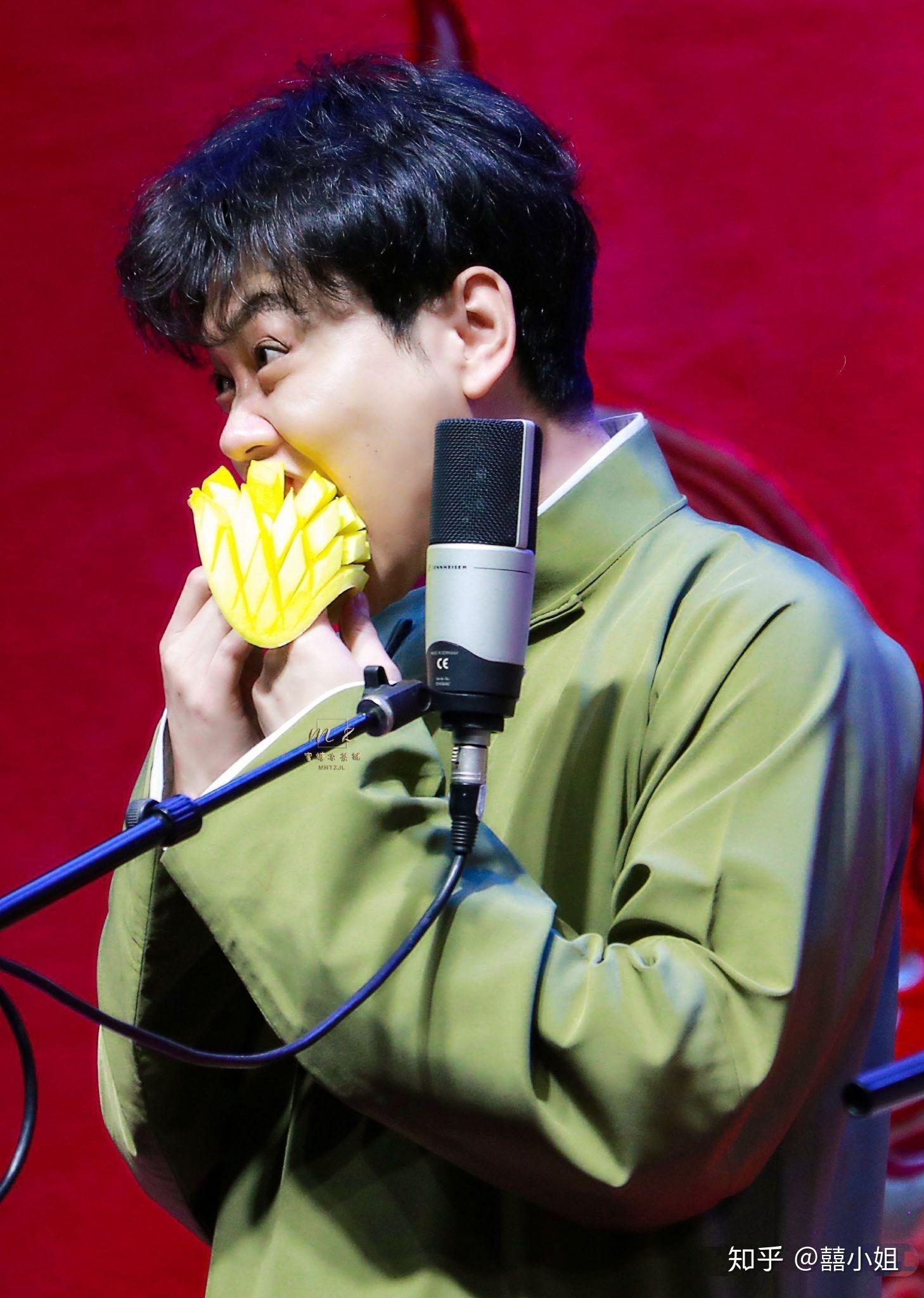 大家有没有德云社那些很绝的图片可以分享一下吗