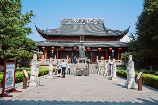 南京夫子庙是是中国第一所国家最高学府、中国四大文庙之一、中国古代文化枢纽之地! - 知乎