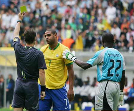 06年世界杯如果巴西队拿下大罗会不会更好