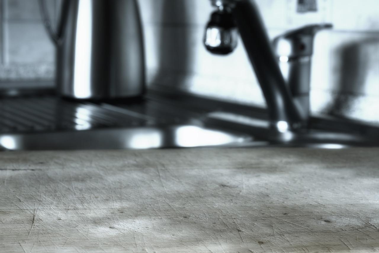 4. 水龙头拆卸技巧