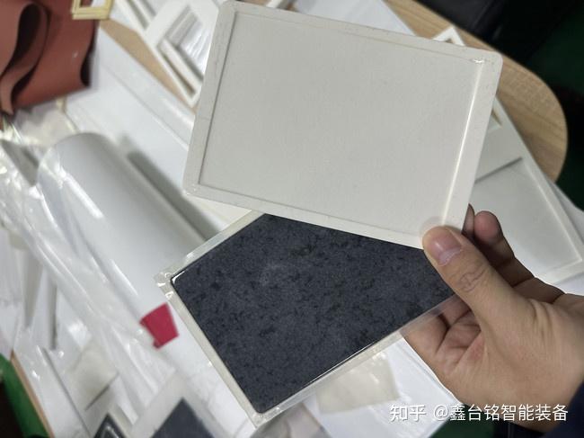 PET+硅胶框+处理剂+气凝胶+PET一体封装 - 知乎