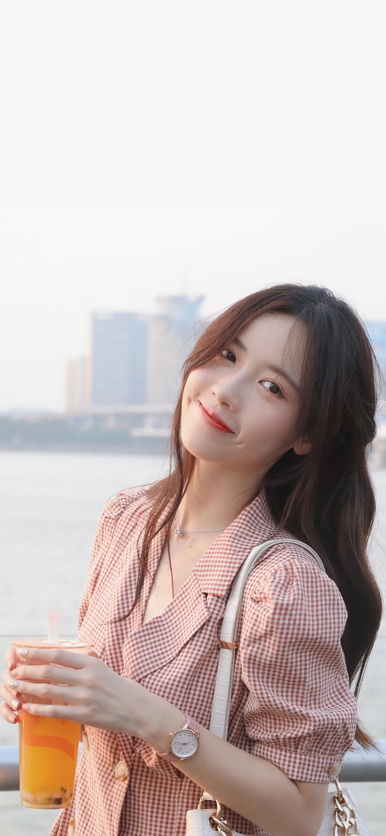 有没有喜欢的美女壁纸分享一下?