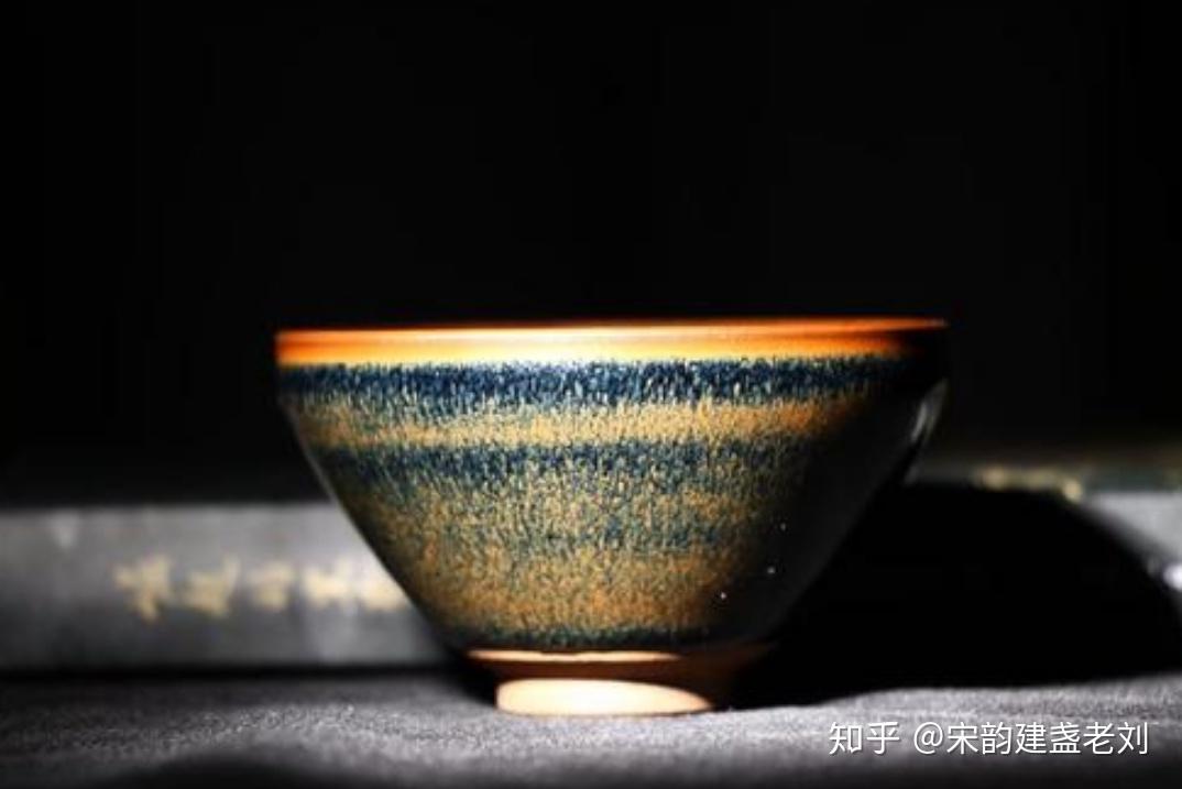 建盏是什么？宋代三本权威茶书，为何皆以建盏为茶器之首？ - 知乎
