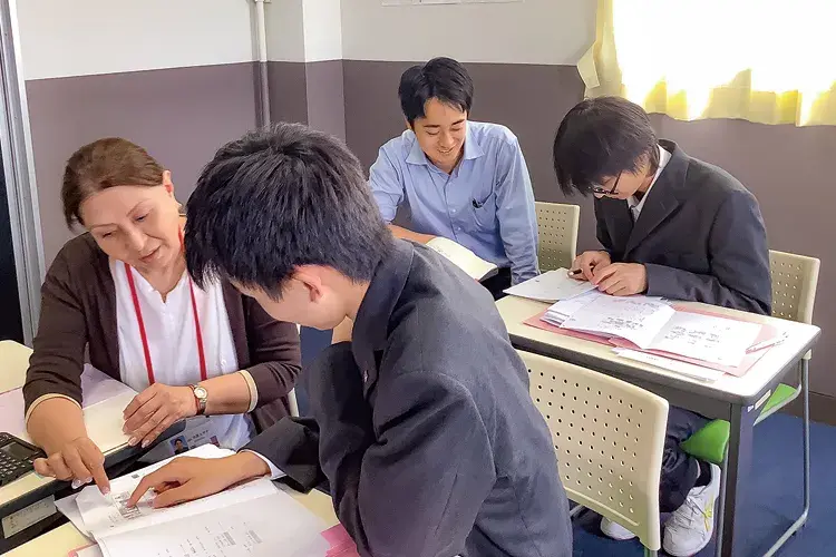 请输入图片描述