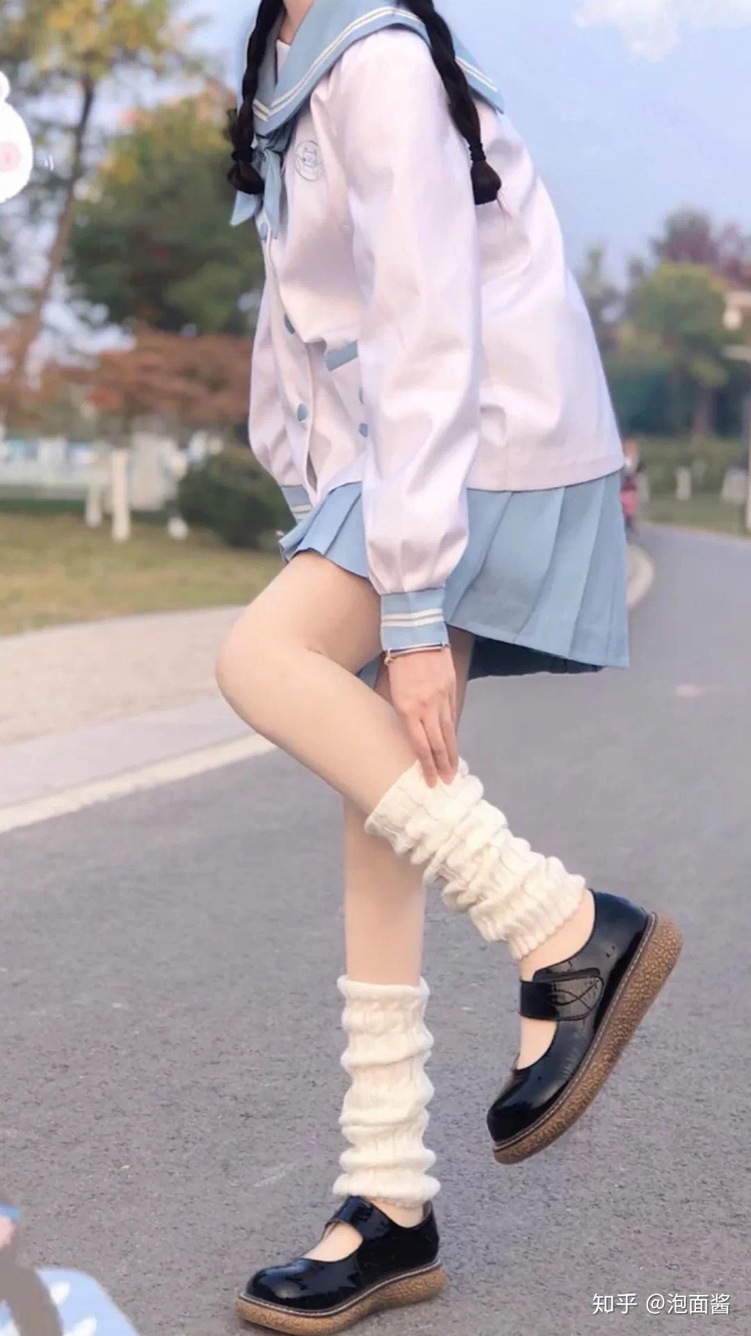 有没有好看的jk制服小姐姐壁纸