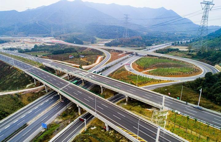 中铁三局参建g25长深高速公路项目荣膺全国公路建设最高质量奖