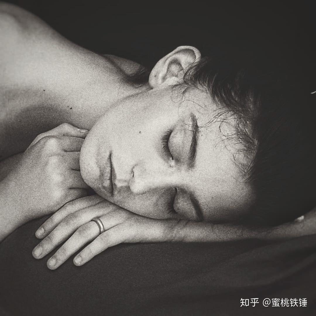 如何评价盖娅吉拉切在电视剧我的天才女友第二季中的表现