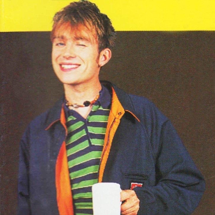 如何客观评价damonalbarn的长相