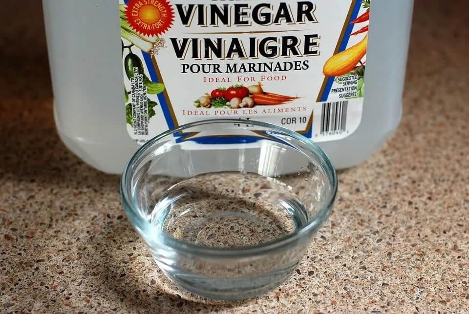 White vinegar for remove tartar