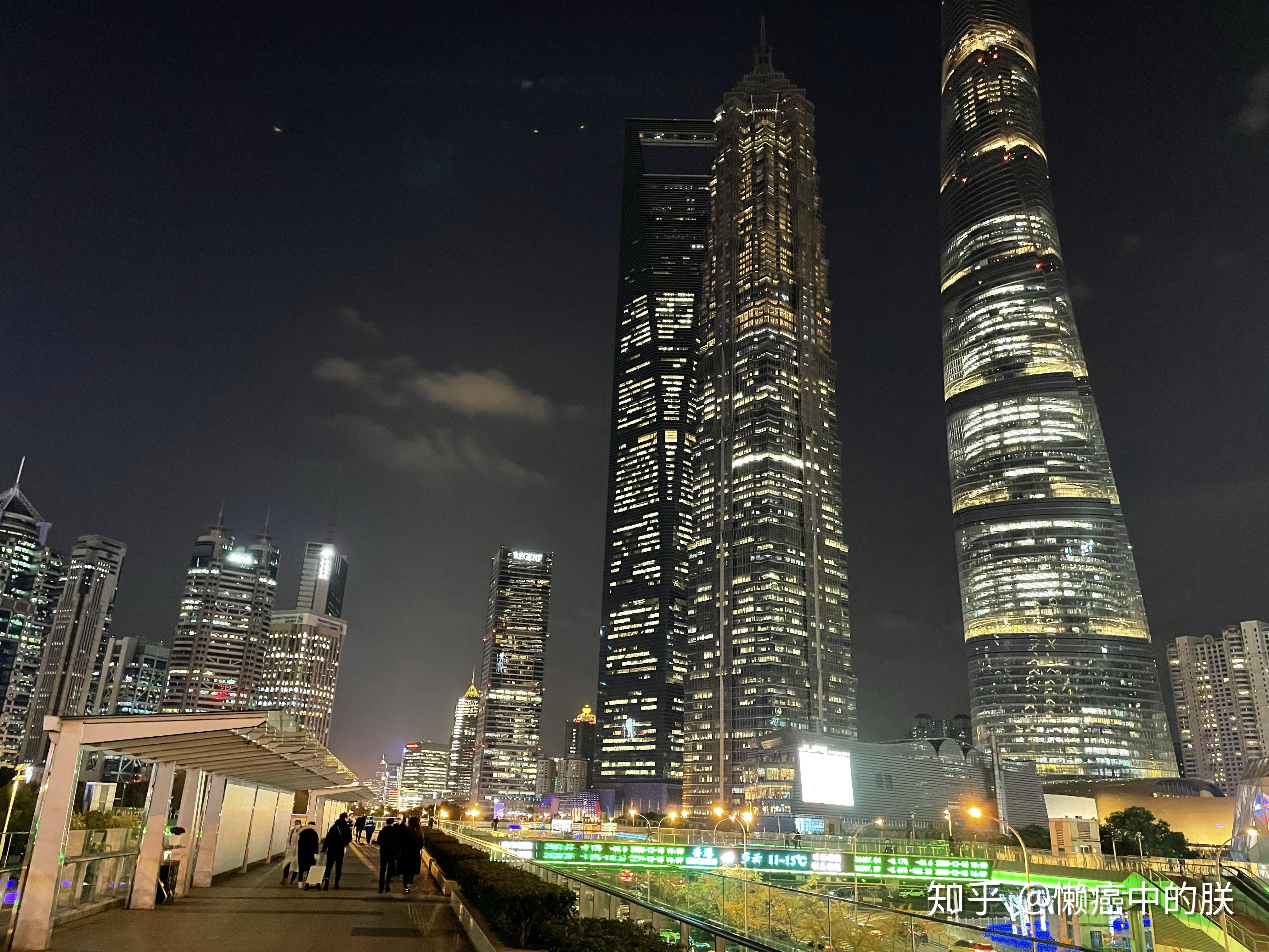 太平金融大厦夜景图片