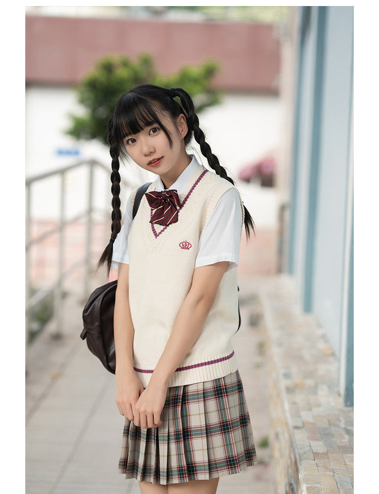 如何看待乐町联名天堂伞推出的jk 裙? - 知乎