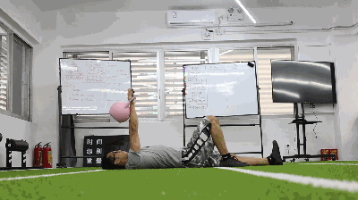 动作4. turkish get-up 土耳其起立