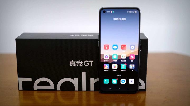 友商崩溃了真我gt5pro骁龙8gen350mp长焦价格被曝抓紧预约