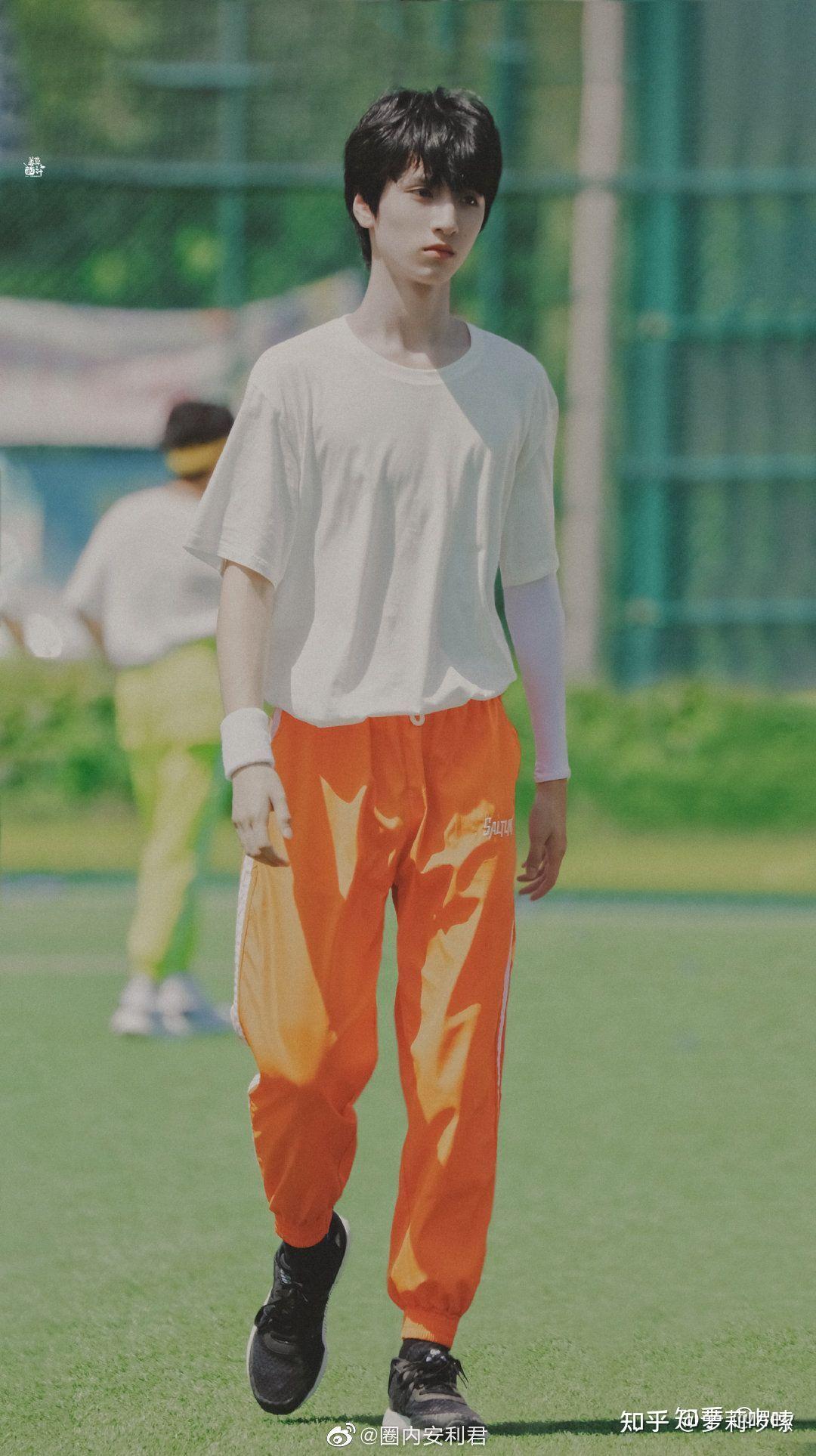 有没有时代少年团单人的全身照? - 知乎