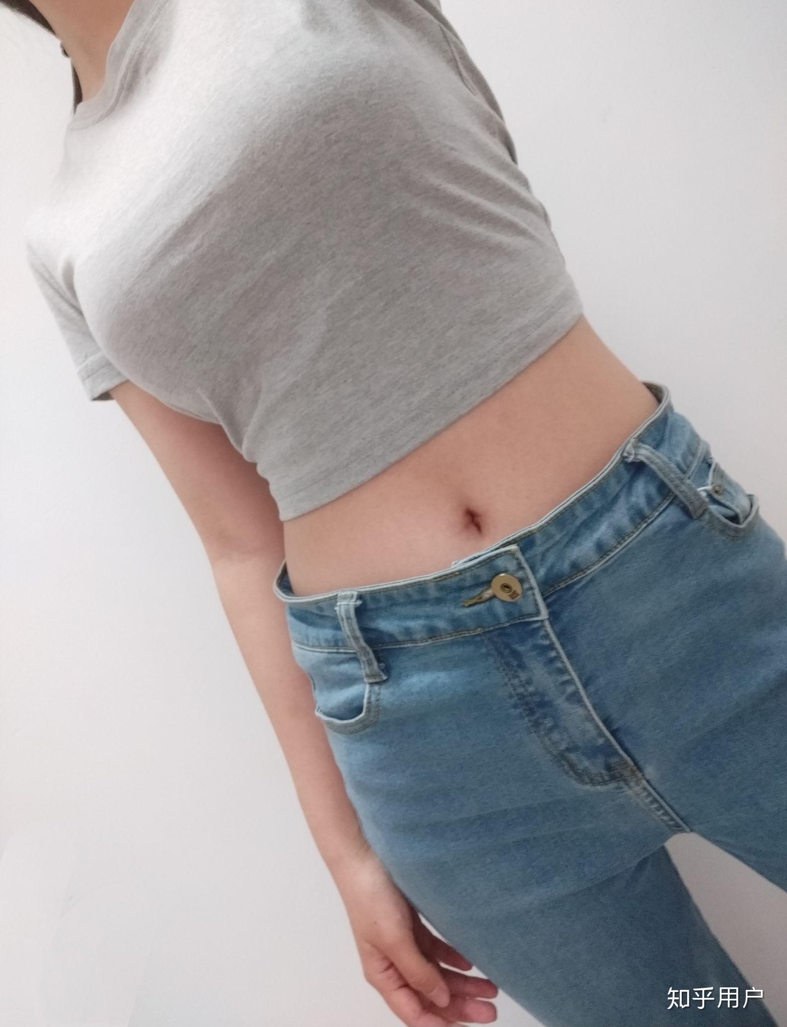 女生什么样的肚脐比较好看