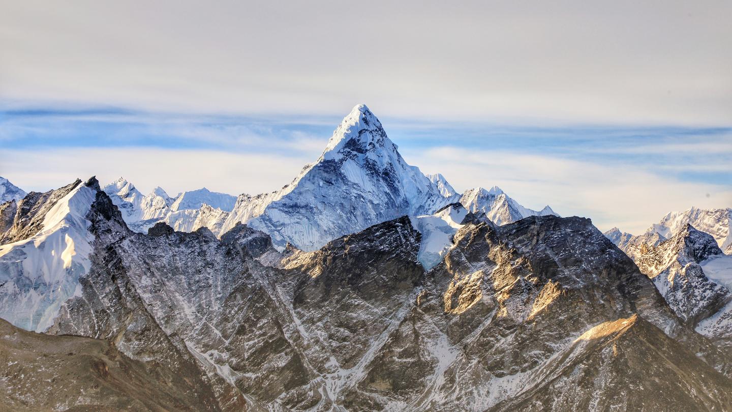 尼泊尔最美雪山之一，ama dablam攀登最全攻略- 知乎