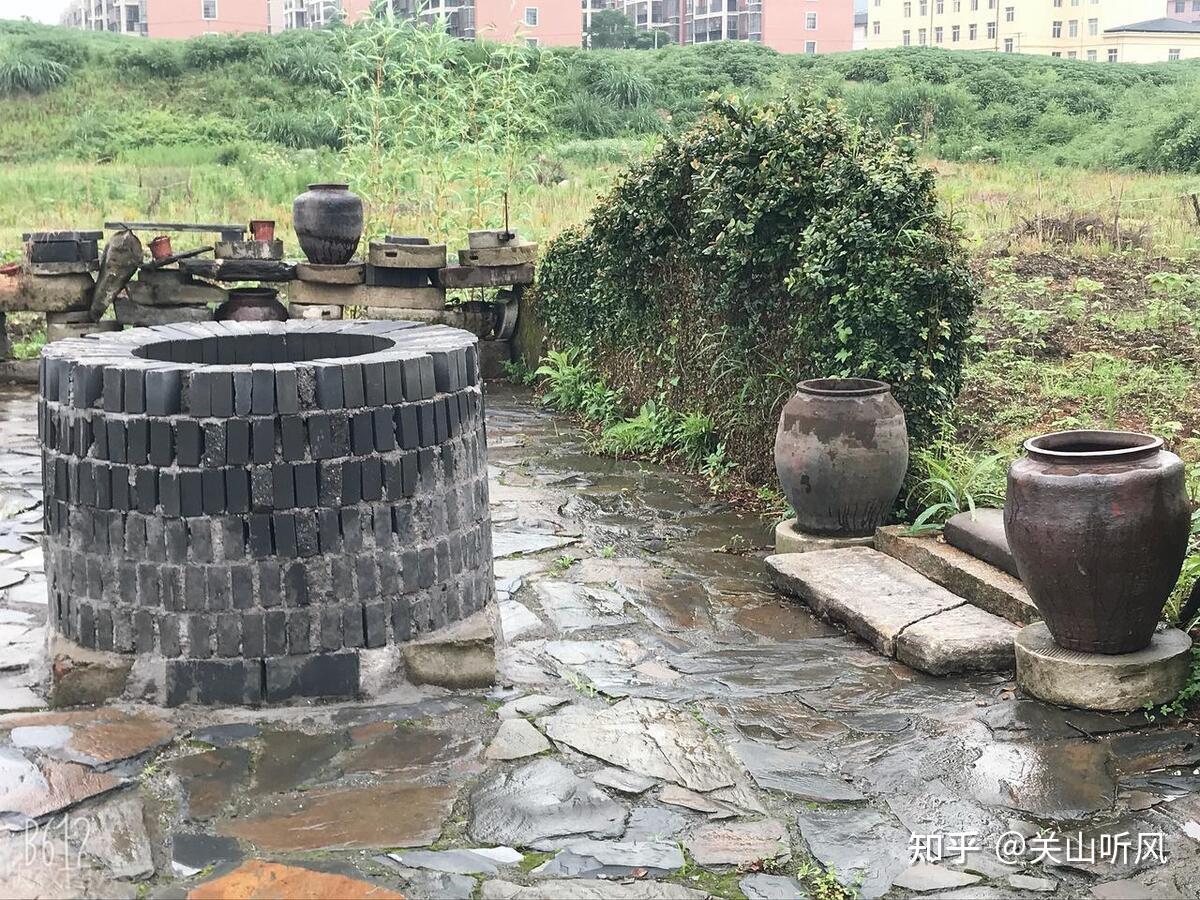 “古井在南方,家出光棍汉”,为何古井不可放在房子的南方? - 知乎