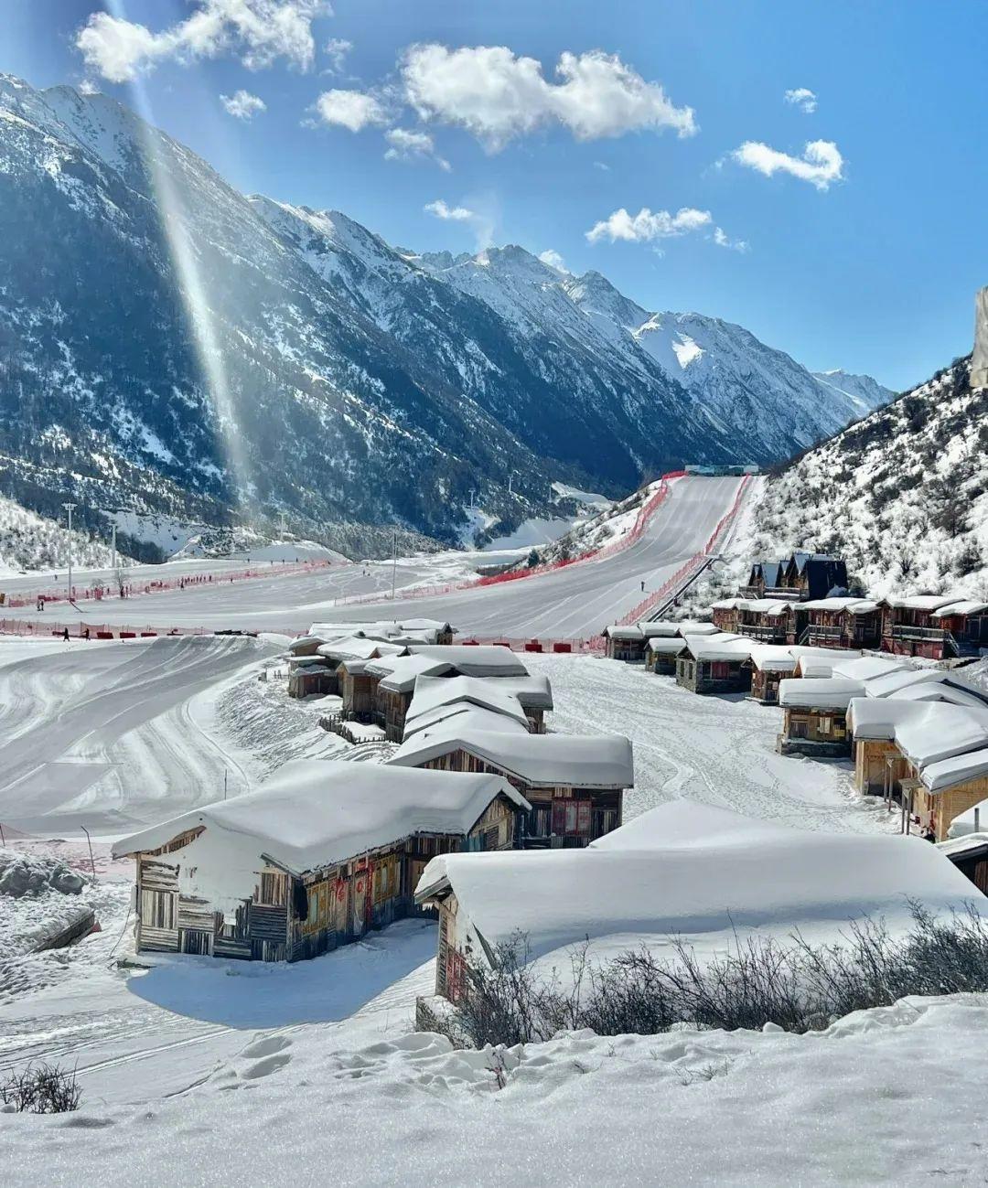 四川滑雪胜地图片