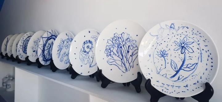 Diy青花瓷丨当陶艺走进校园 看素胚如何勾勒出青花 知乎