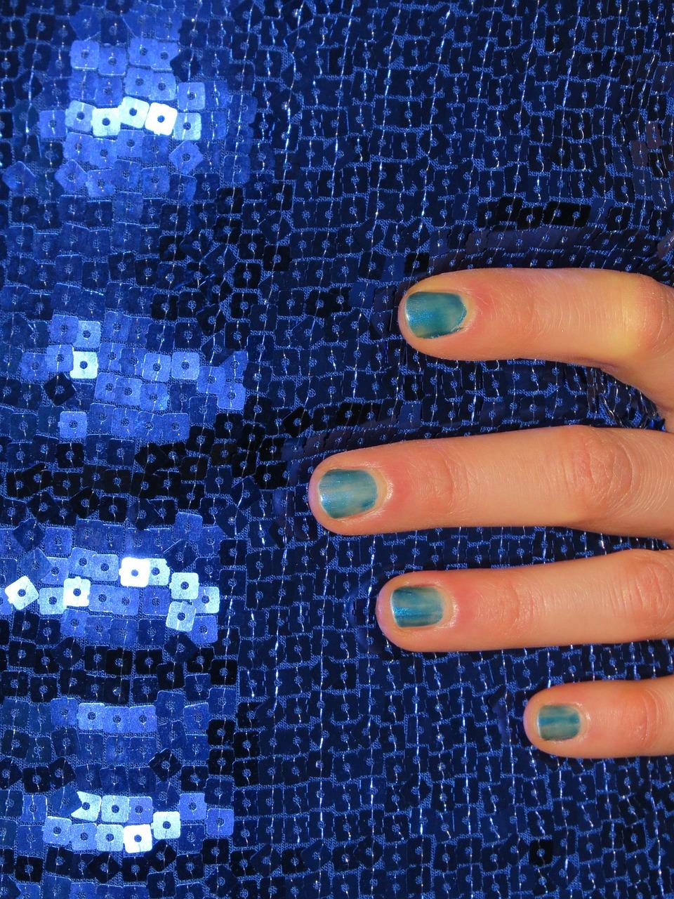 2. 热门水钻品牌