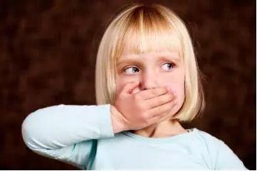 怎样有效止打嗝 v2-595dd12223ea5586ac34cbd289430f74_1440w.jpg?source=172ae18b