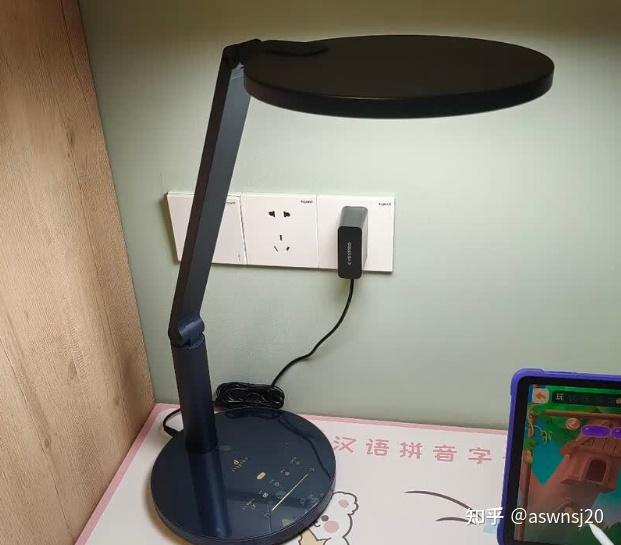 十大护眼台灯品牌排行榜前十名？年度重磅精选学生护眼台灯排行榜推荐 - 知乎
