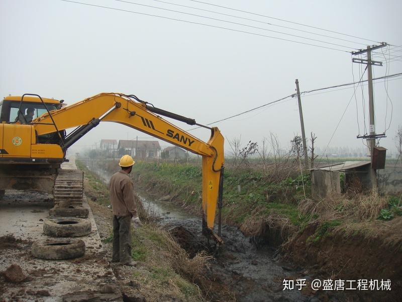 挖掘机操作经验篇：挖土、整平、挖沟、刷坡 - 知乎