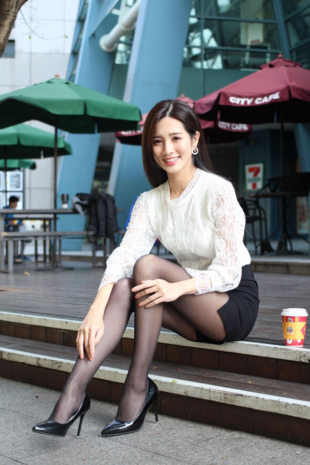 [合集]经典机构《街拍丝足》全套合集237套，大小33.6G-佳人吧