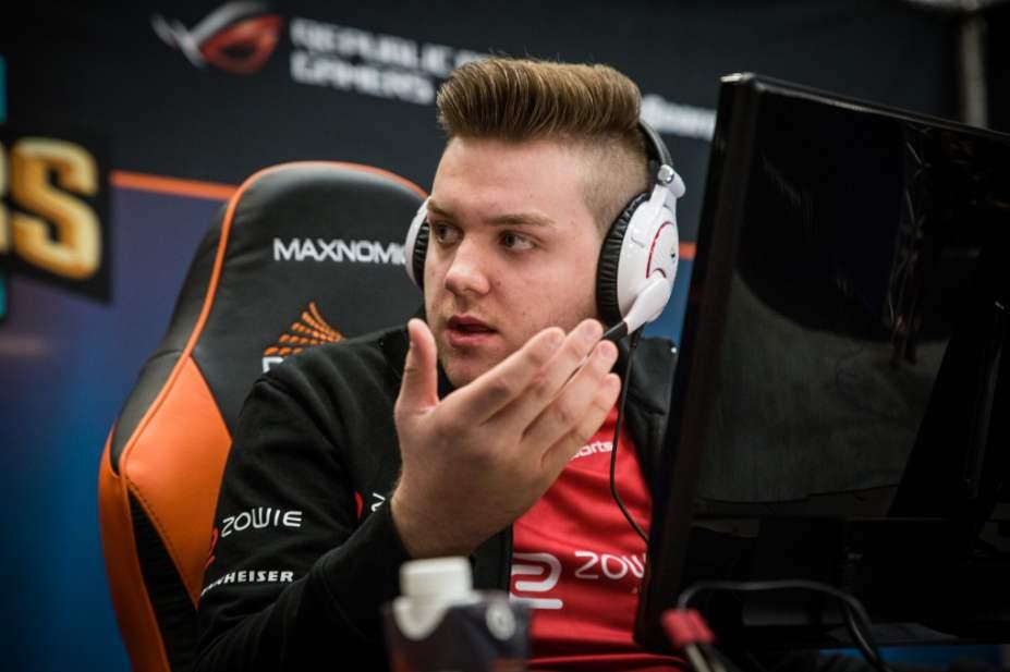 CSGO职业选手NiKo电竞外设盘点