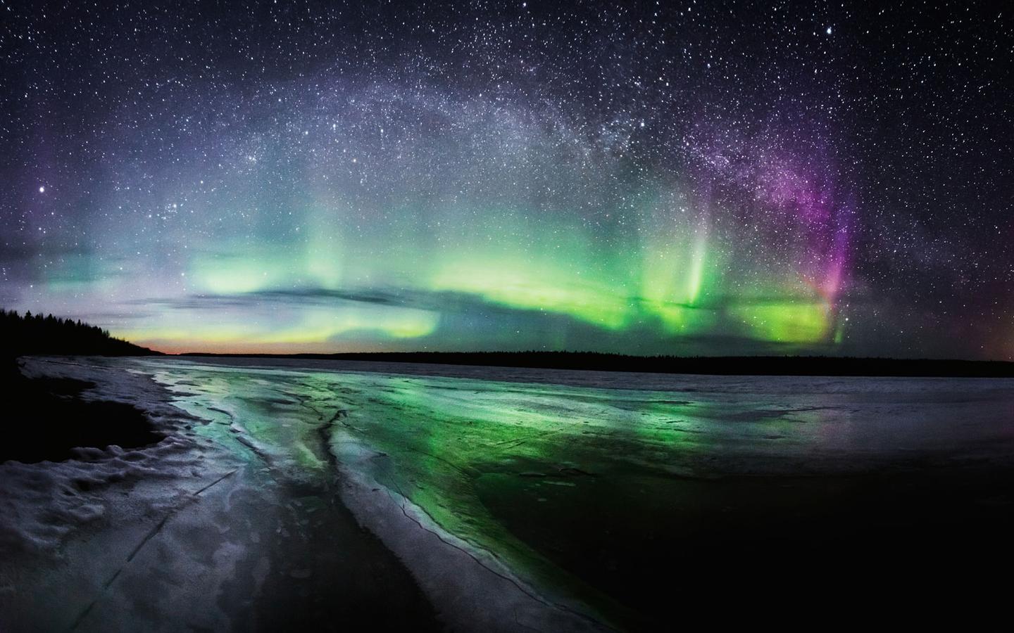 有好玩的叫上我,没好玩的跟我走 原创: 加拿大华人互助公众号 极光