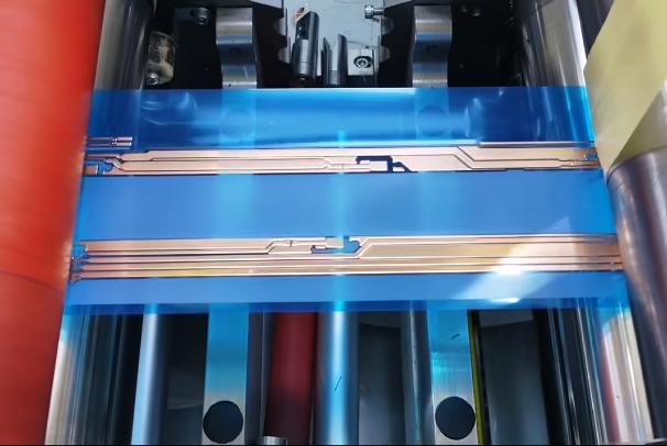 揭秘：FPC圆刀模切生产工艺！ - 知乎