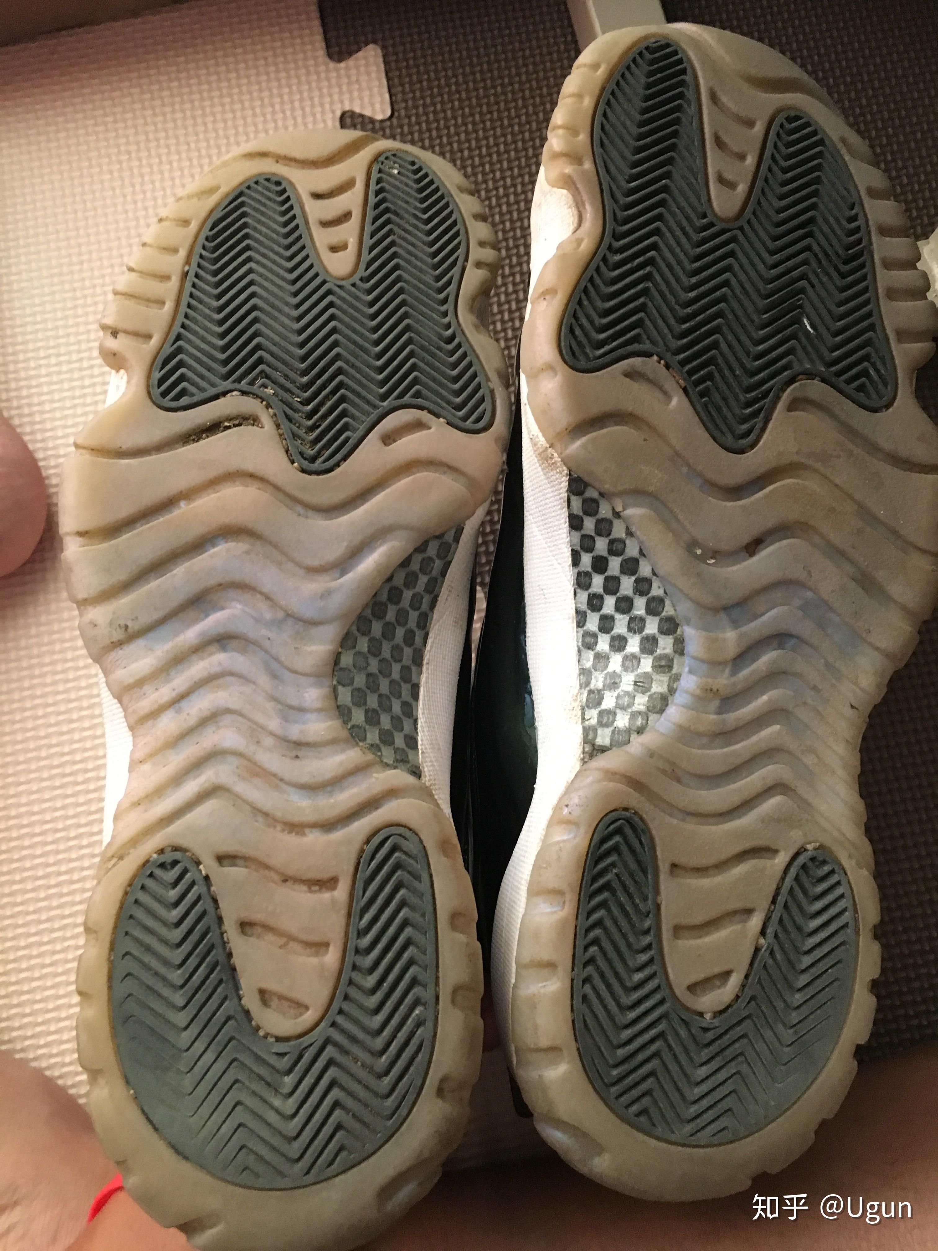 aj11蓝蛇打球时开线了怎么办?