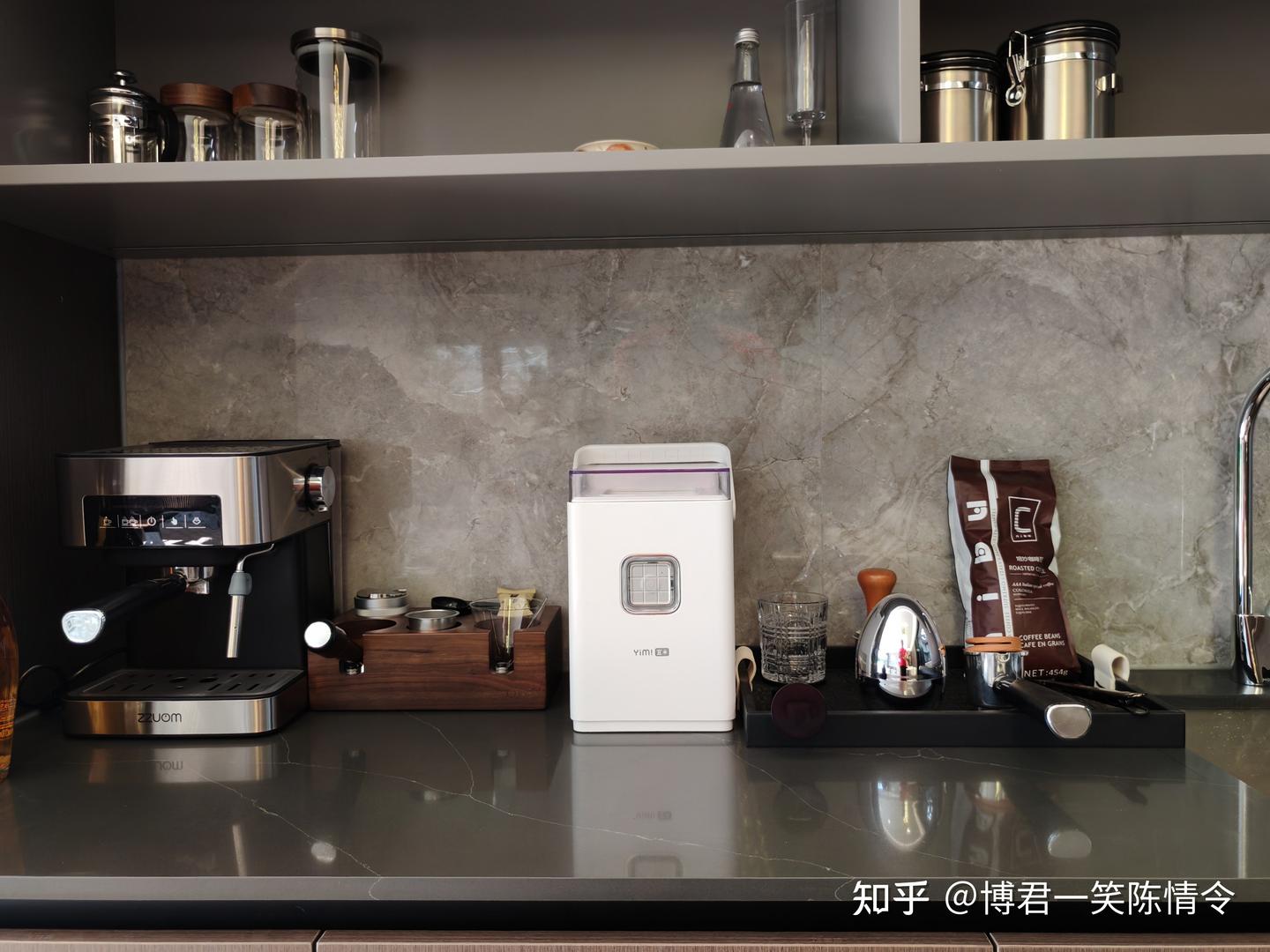 这台宜米迷你冰棒制冰机,把桌面冰自由和棒冰DIY都打包了