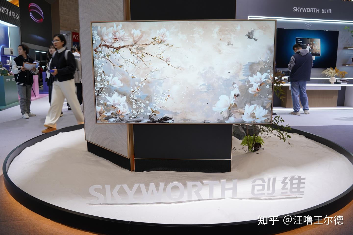 AWE2026新品速览:创维壁纸电视全家桶,“挂在墙上的画”重新定义客厅C位