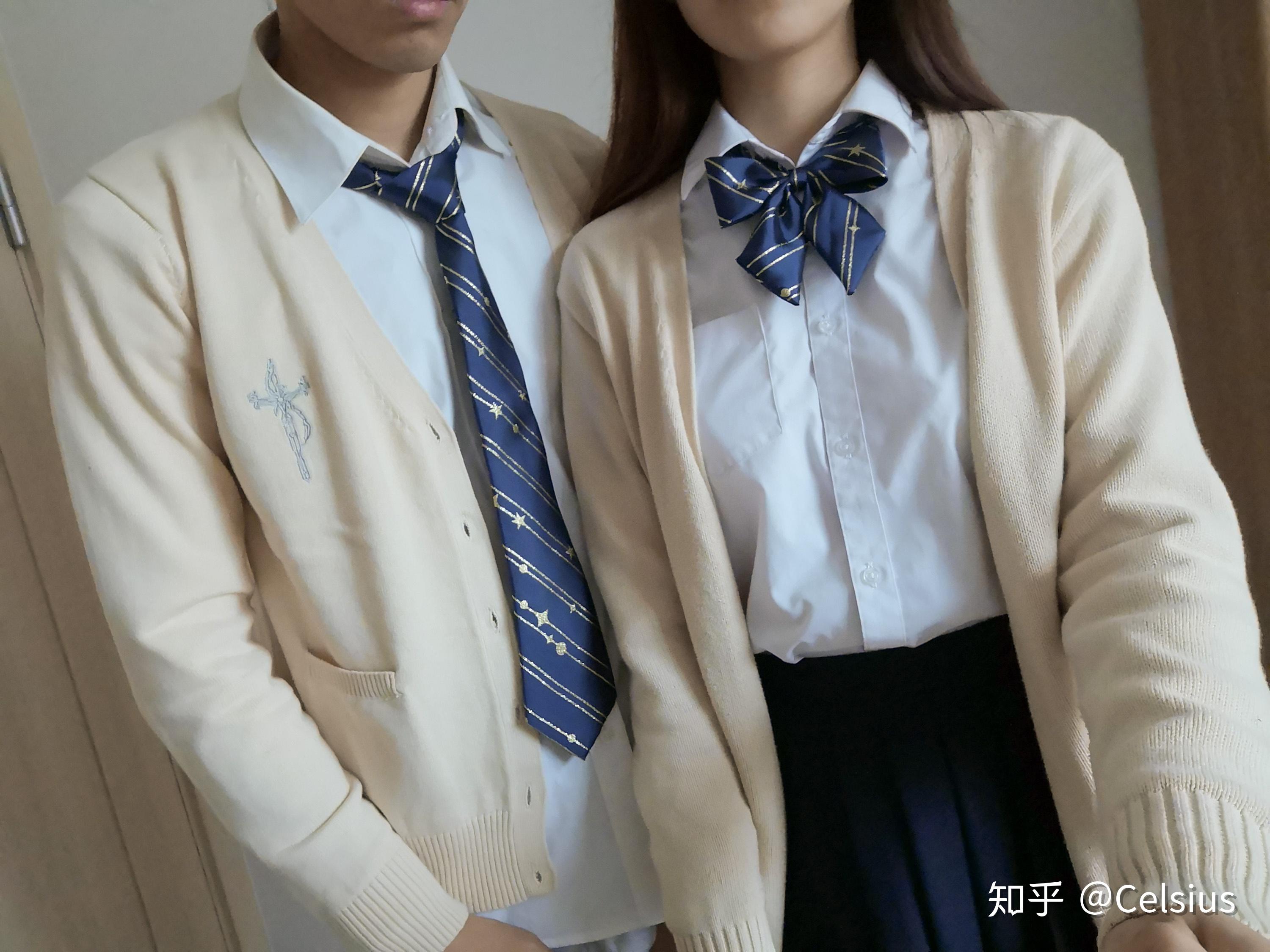 女生出门穿jk男生应该搭什么