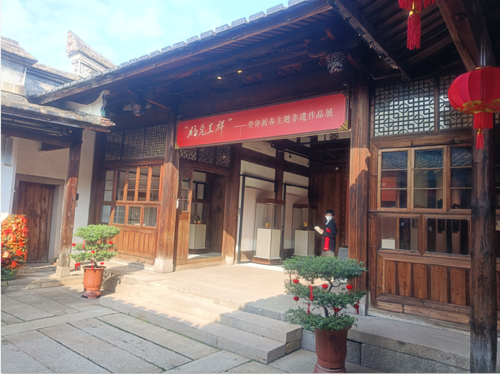 中国木雕大师黄榕国作品入选福兔呈祥—癸卯新春主题非遗作品展 - 知乎