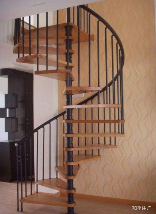 跃层房屋,室内楼梯口太小了,楼梯口周围有一圈圈梁,可否拆除? - 知乎