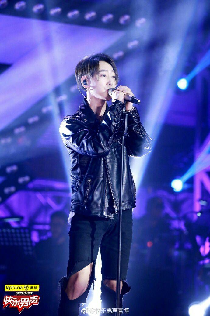 如何评价快乐男声2017魏巡?