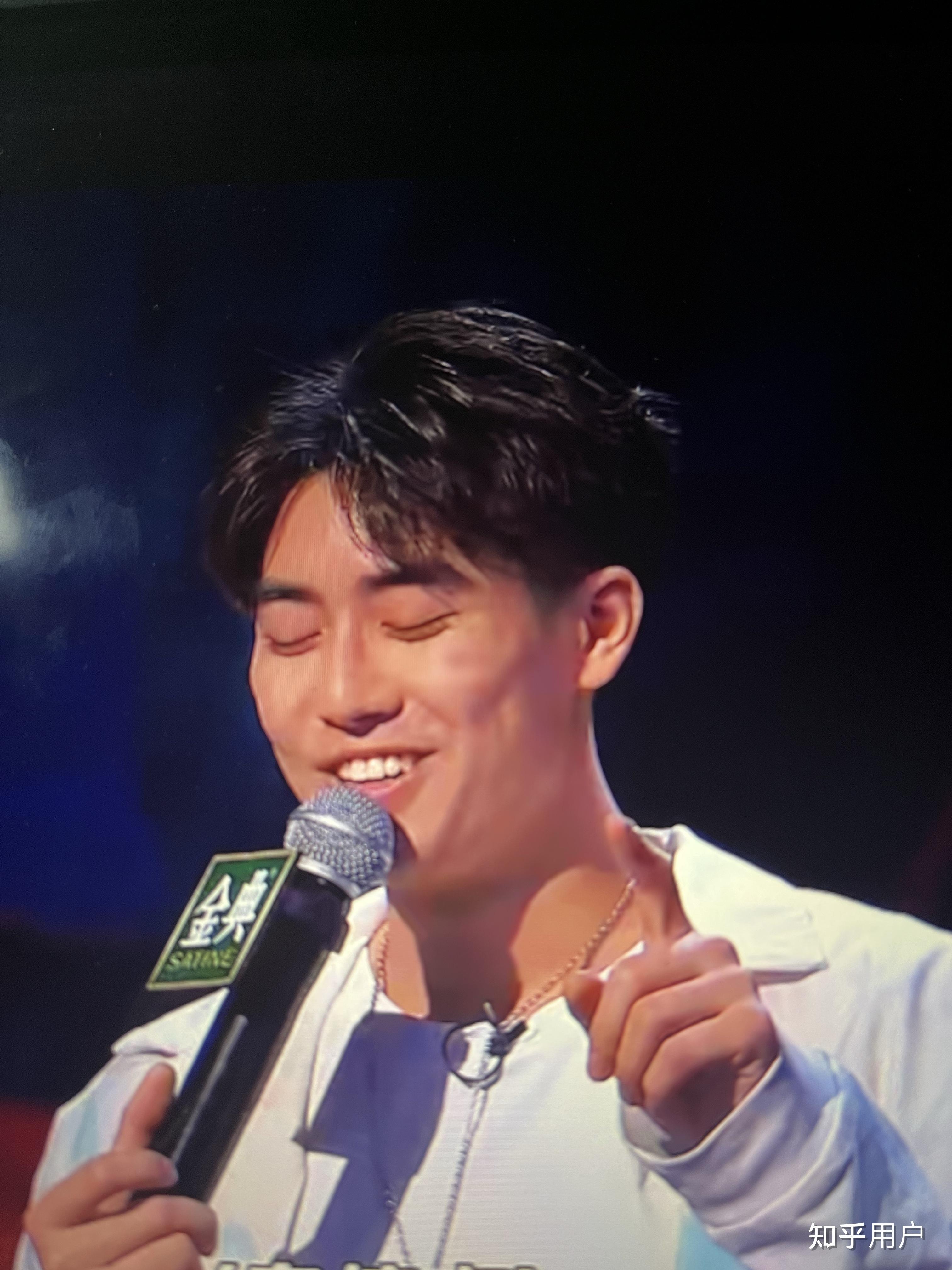 脱口秀演员江梓浩是因为帅所以不好笑吗? - 知乎