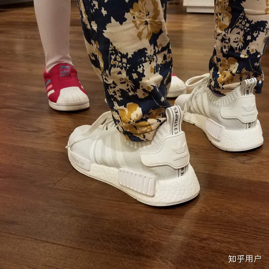 高仿衣服鞋子(高仿衣服鞋子怎么洗)-第2张图片-鞋城号