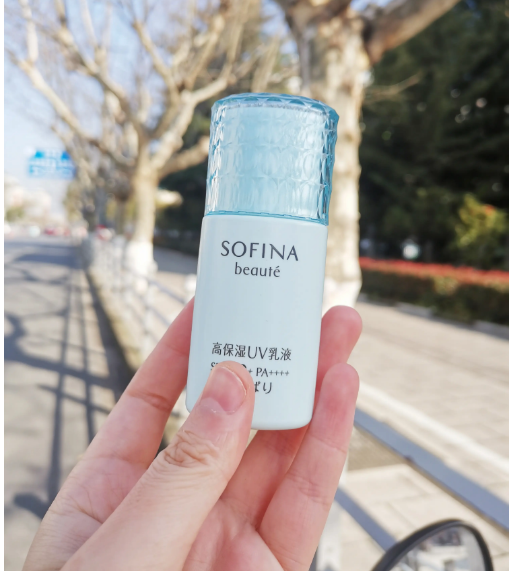 苏菲娜 清爽遮阳防晒霜