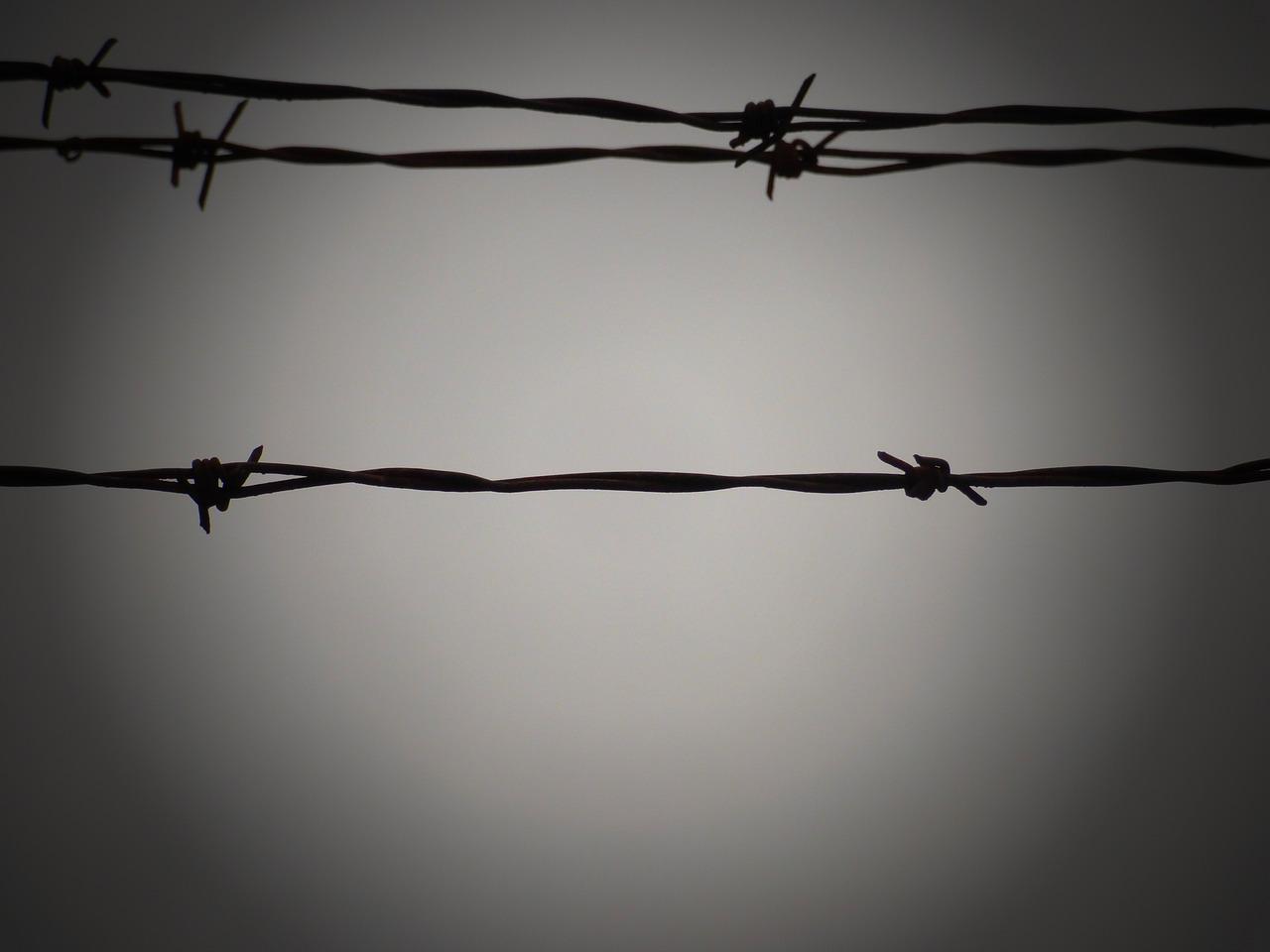 卧室朝向如何？