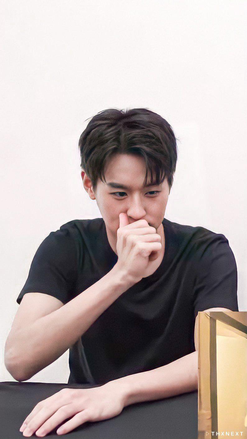 希望大家可以给我发一些billkin的壁纸谢谢