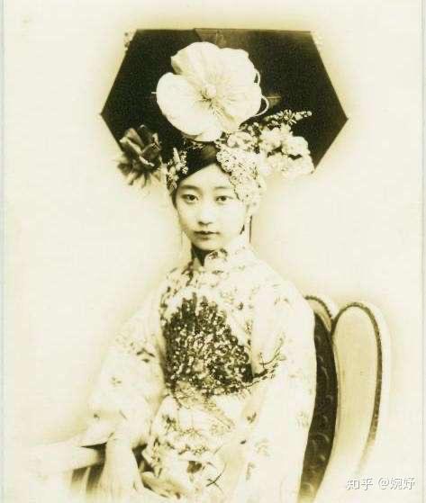 “满清最美的格格”王敏彤一一无可奈何花落去 - 知乎