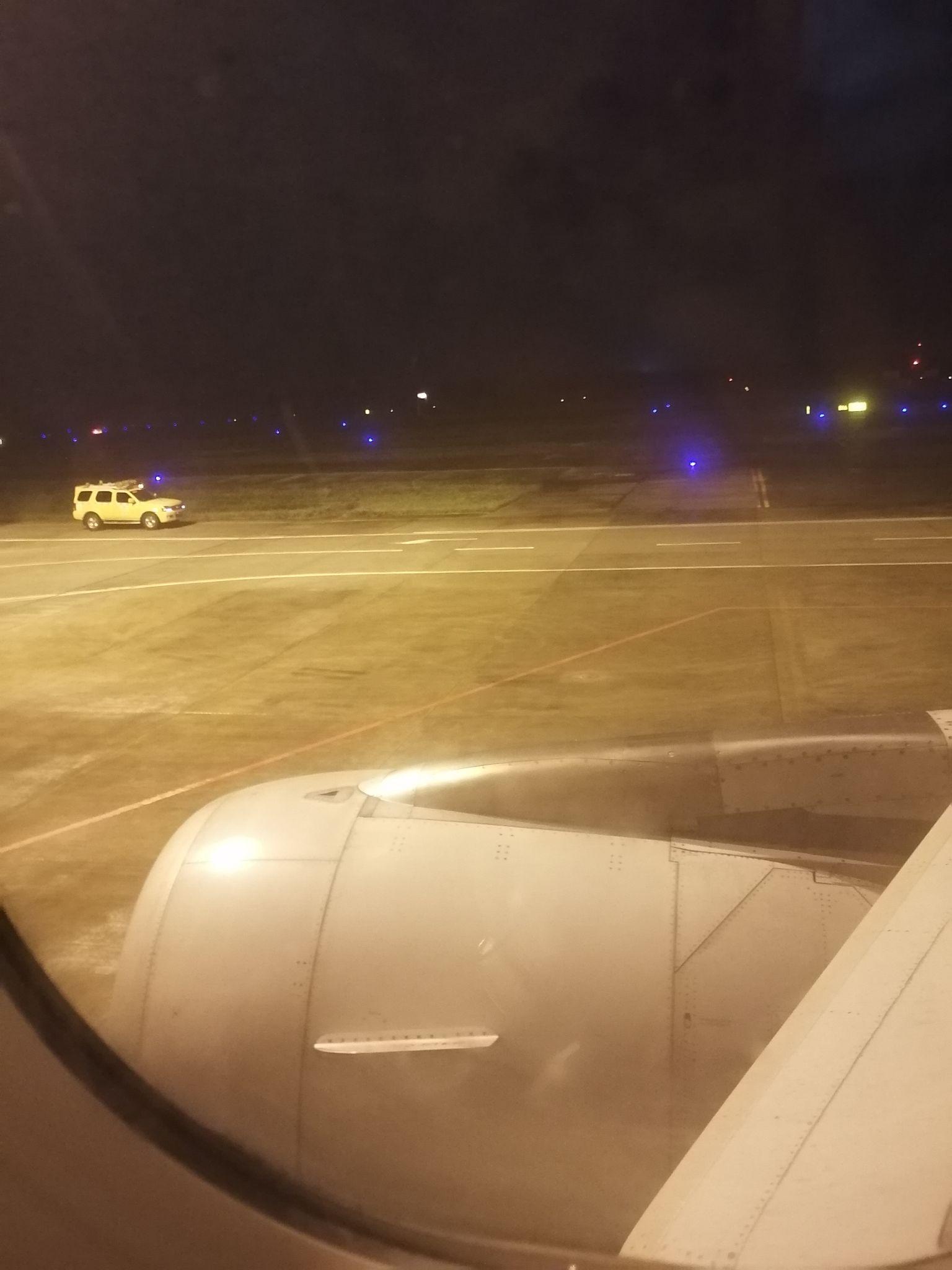 三亚凤凰机场可以过夜吗!