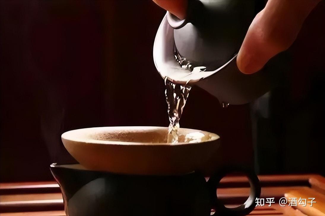 喝茶,为何“第一泡”要倒掉?种茶师:记住6个泡茶要领,好处多 - 知乎