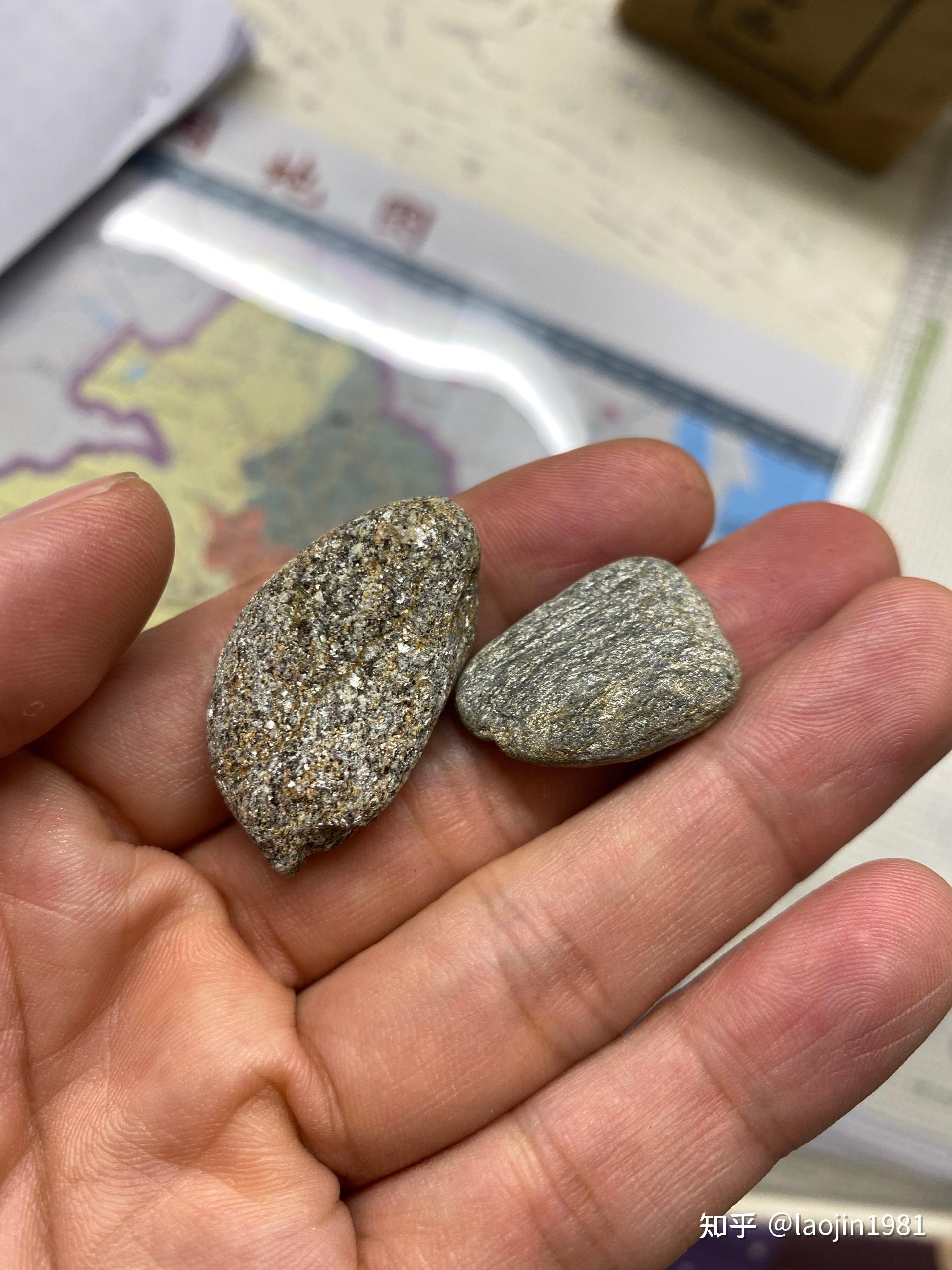 河滩里捡了个石头,上面有亮晶晶的东西,请问有没有辐射? - 知乎